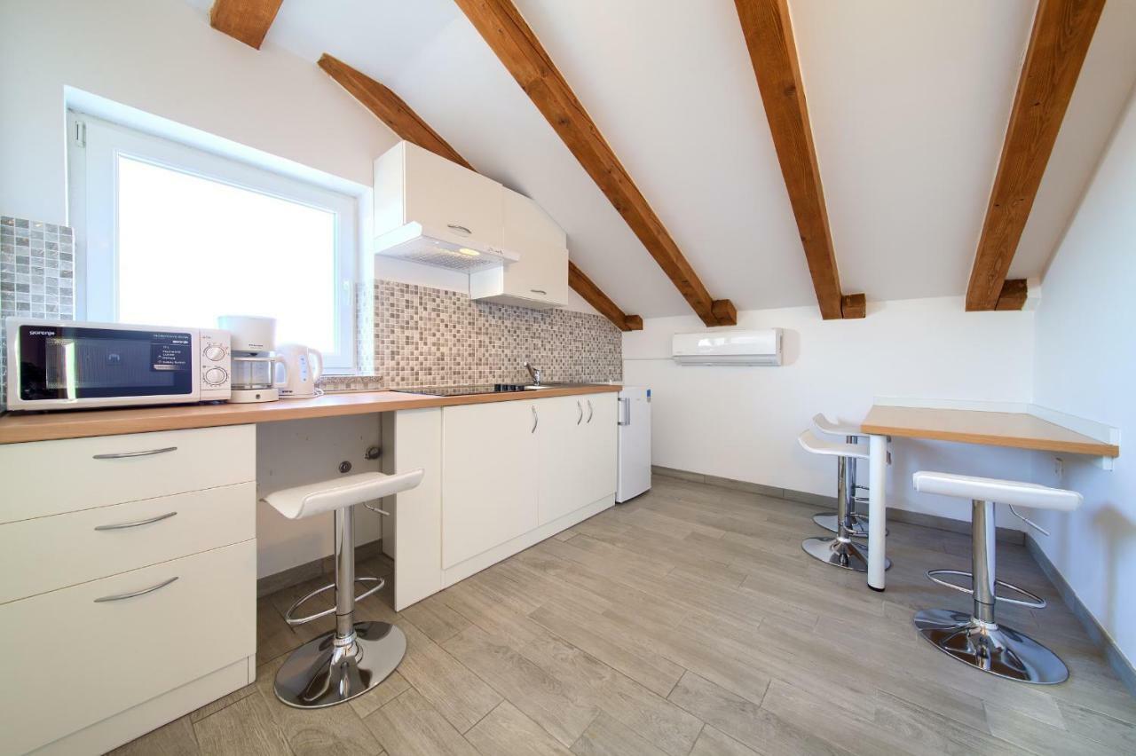 Apartament Vijon Nijvice Zewnętrze zdjęcie
