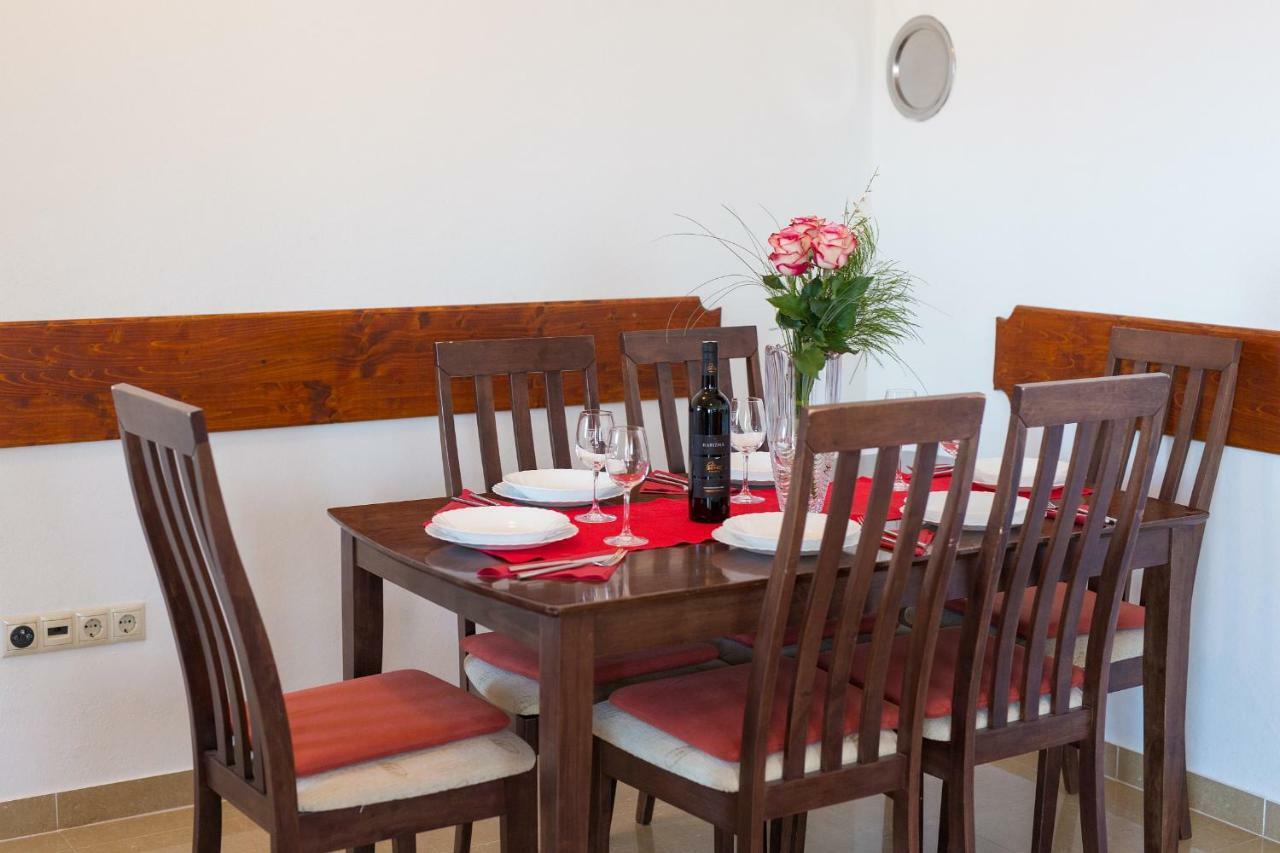 Apartament Vijon Nijvice Zewnętrze zdjęcie